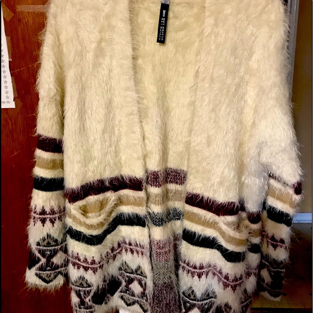 Design Lab faux fur sweater